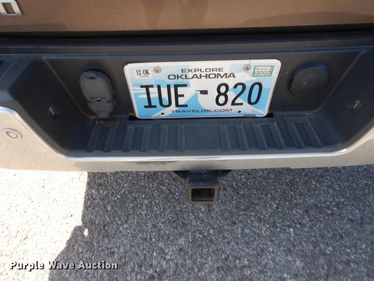 image for item HB9352 2014 Chevrolet Silverado 1500  Crew Cab pickup truck