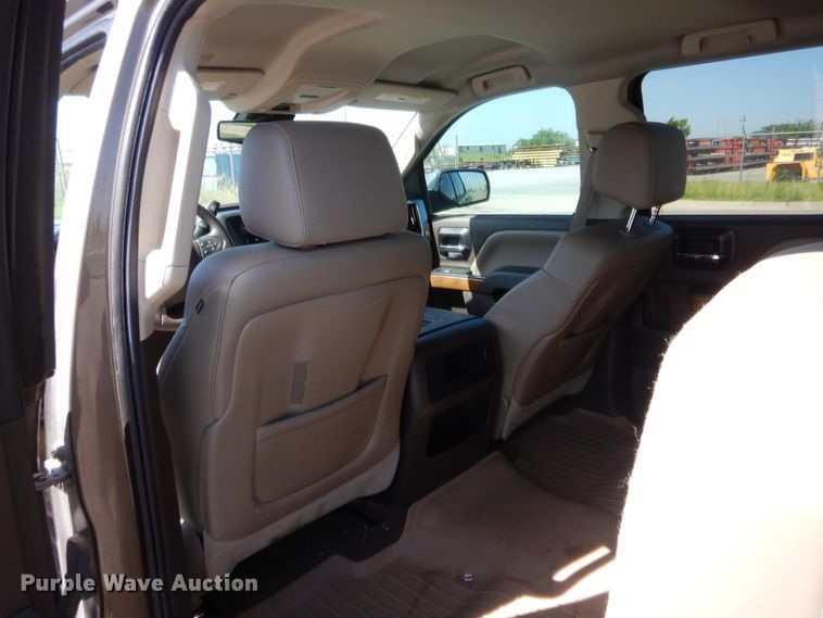 image for item HB9352 2014 Chevrolet Silverado 1500  Crew Cab pickup truck