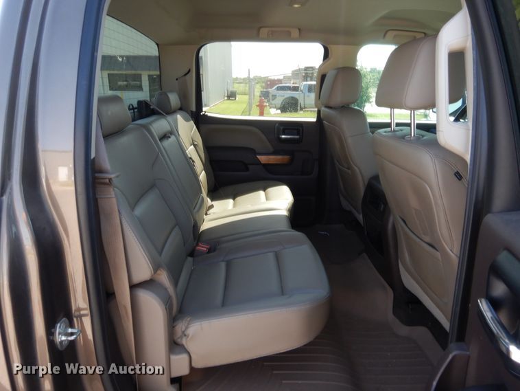 image for item HB9352 2014 Chevrolet Silverado 1500  Crew Cab pickup truck