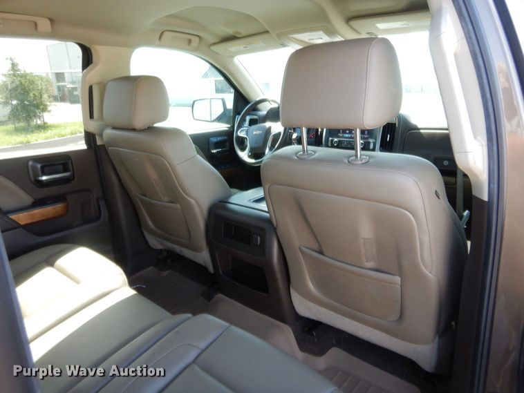 image for item HB9352 2014 Chevrolet Silverado 1500  Crew Cab pickup truck