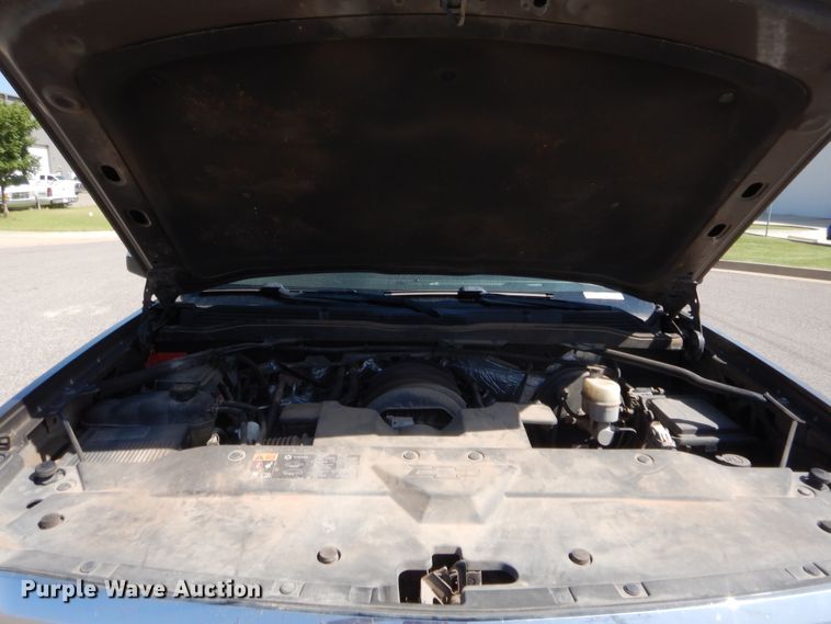 image for item HB9352 2014 Chevrolet Silverado 1500  Crew Cab pickup truck