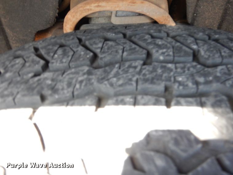 image for item HB9352 2014 Chevrolet Silverado 1500  Crew Cab pickup truck