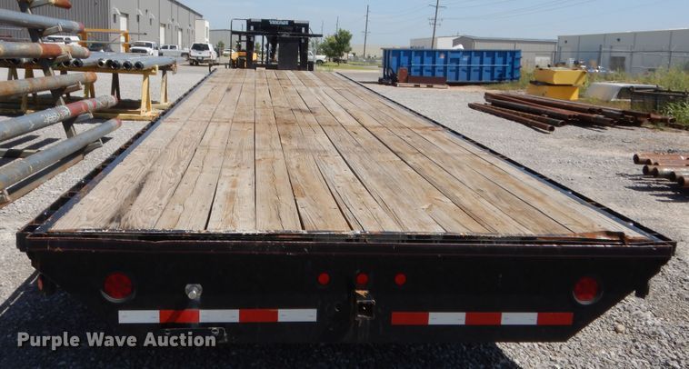 image for item HB9353 2011 Titan equipment trailer