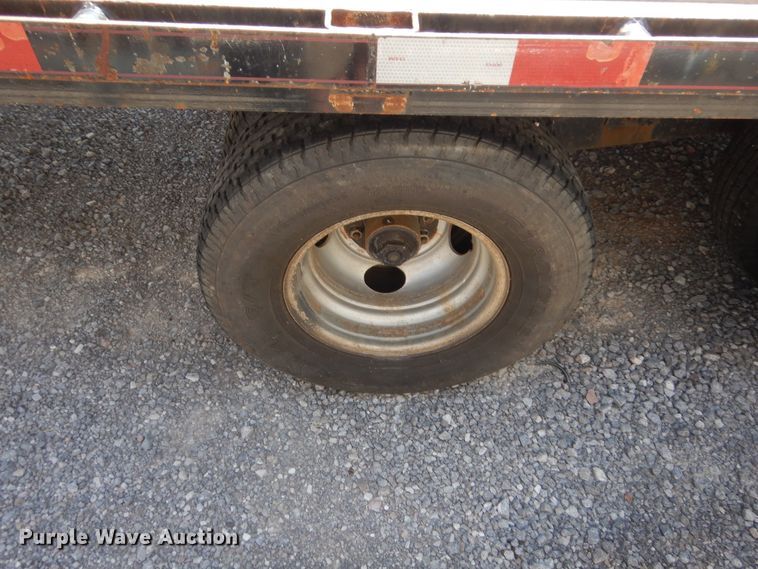 image for item HB9353 2011 Titan equipment trailer