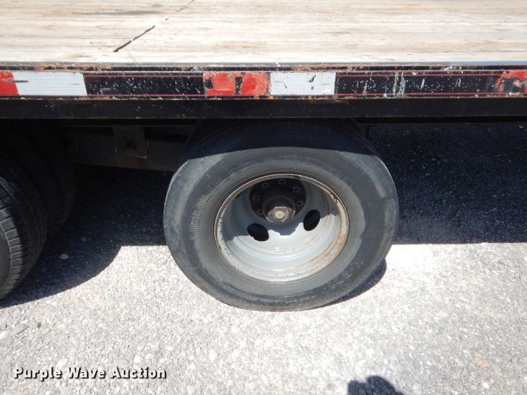 image for item HB9353 2011 Titan equipment trailer