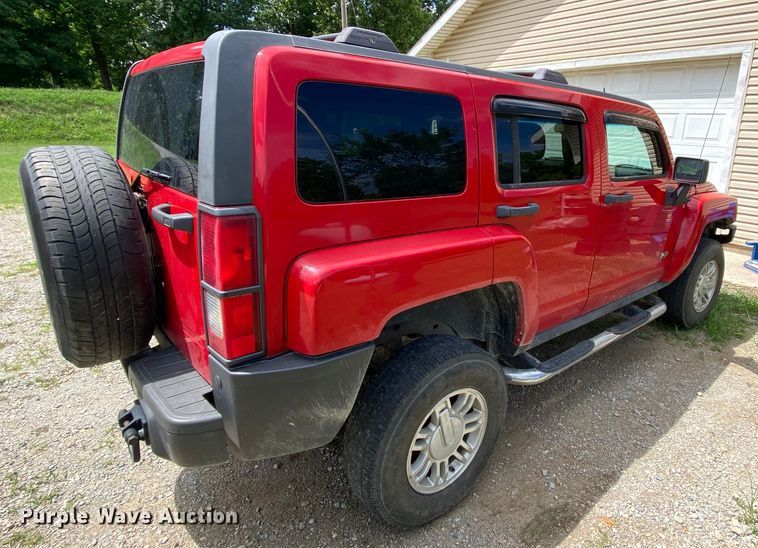 image for item HG9235 2008 Hummer H3  SUV