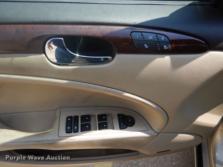 image for item HJ9810 2007 Buick Lucerne CXS