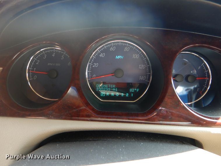 image for item HJ9810 2007 Buick Lucerne CXS