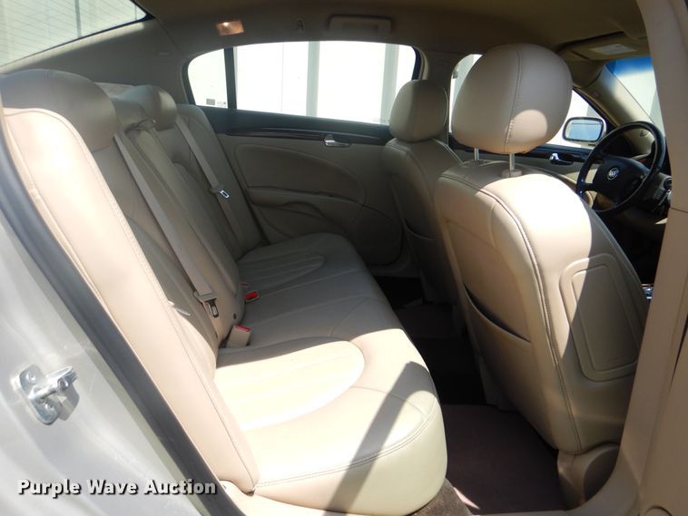 image for item HJ9810 2007 Buick Lucerne CXS