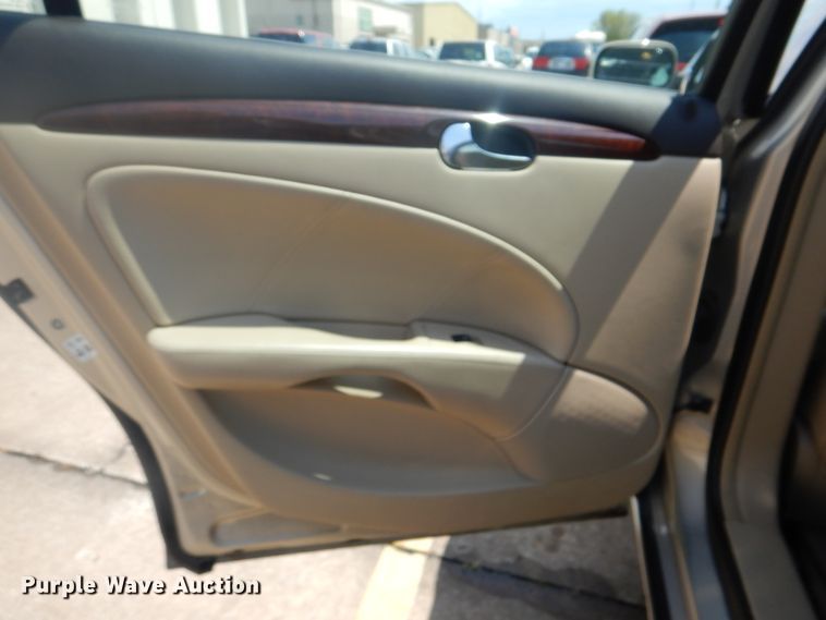 image for item HJ9810 2007 Buick Lucerne CXS