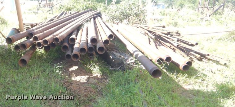 image for item HJ9857 Pipe sections and sucker rods