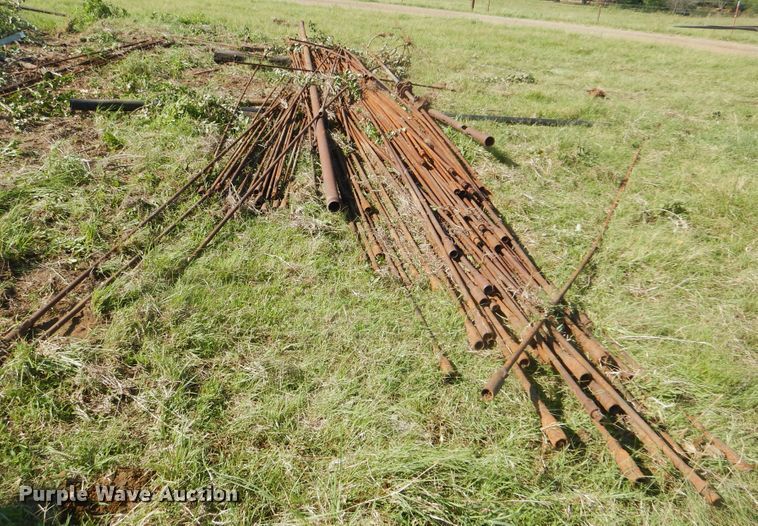 image for item HJ9857 Pipe sections and sucker rods