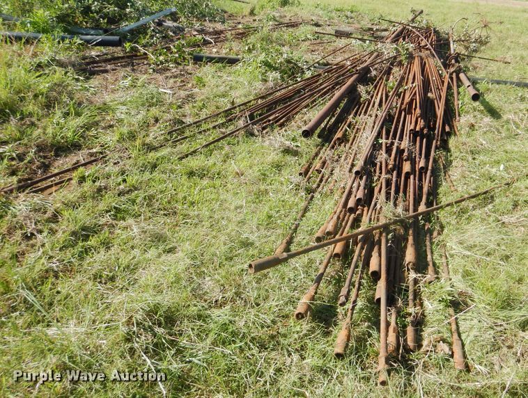 image for item HJ9857 Pipe sections and sucker rods