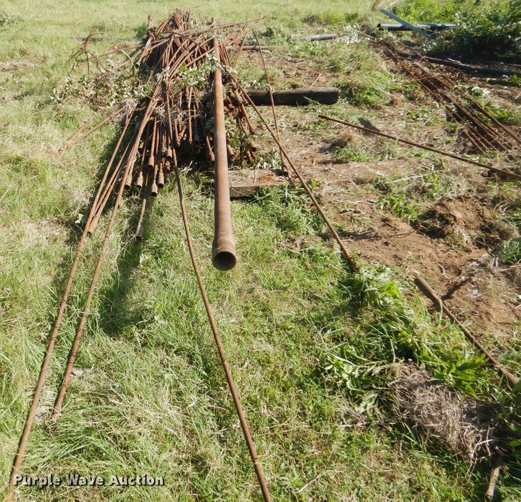 image for item HJ9857 Pipe sections and sucker rods