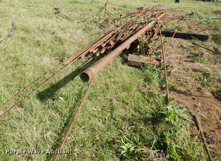 image for item HJ9857 Pipe sections and sucker rods