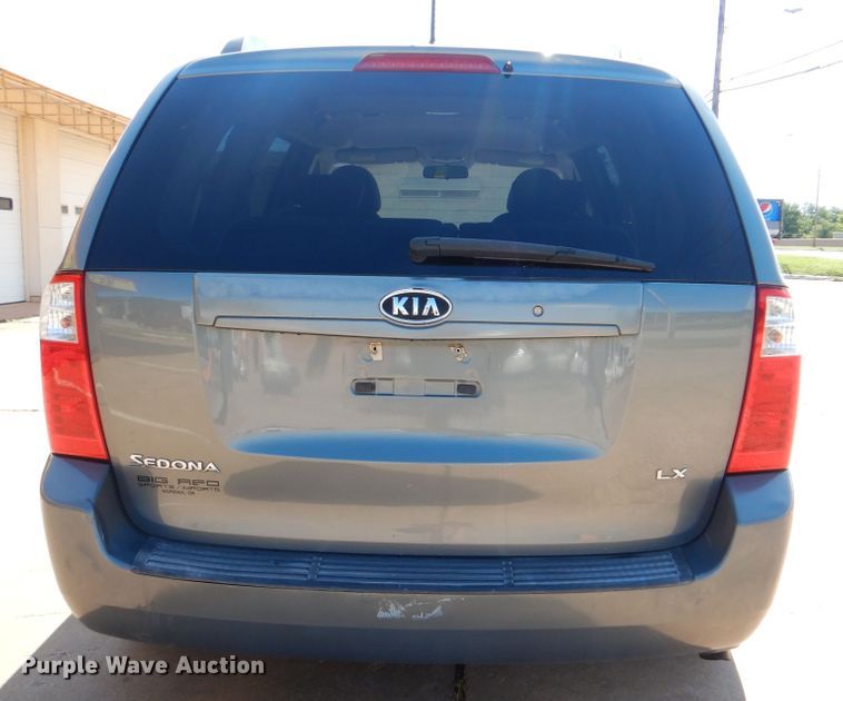 image for item HJ9875 2009 Kia Sedona  van