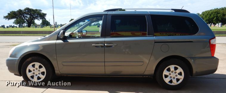 image for item HJ9875 2009 Kia Sedona  van