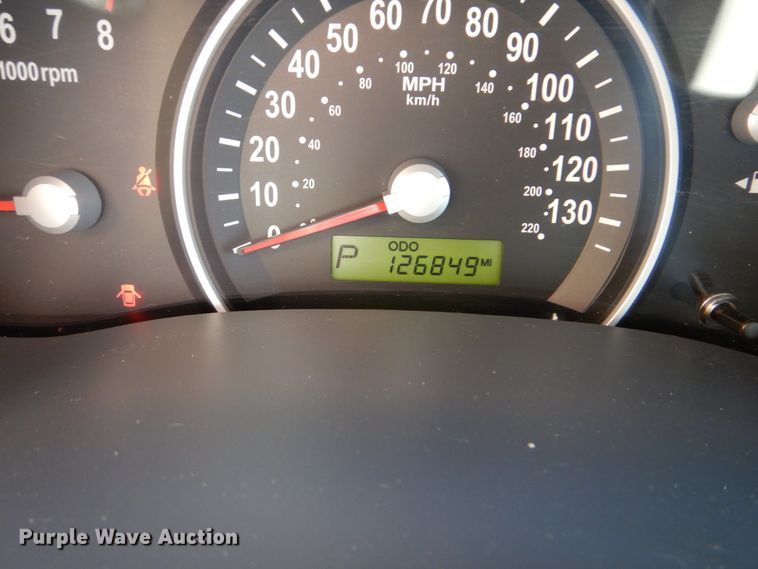 image for item HJ9875 2009 Kia Sedona  van