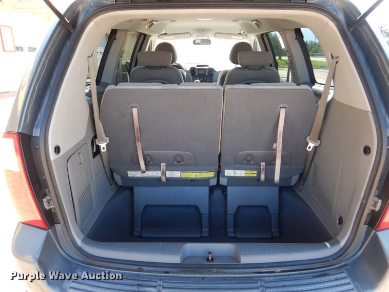 image for item HJ9875 2009 Kia Sedona  van