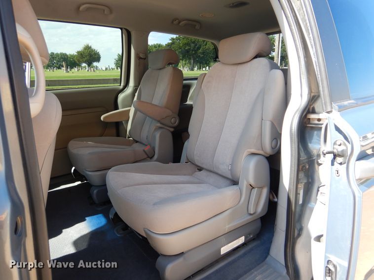 image for item HJ9875 2009 Kia Sedona  van