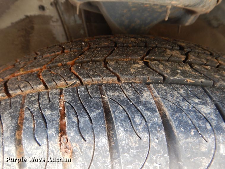 image for item HJ9875 2009 Kia Sedona  van