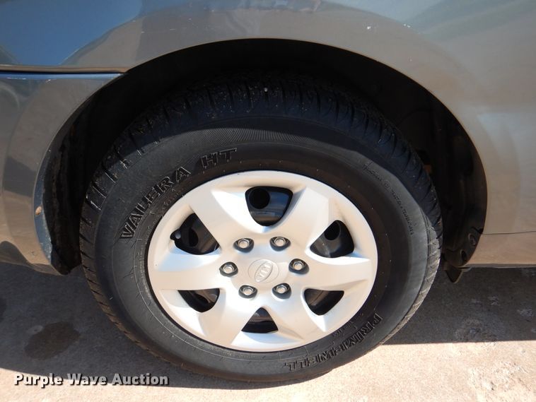 image for item HJ9875 2009 Kia Sedona  van