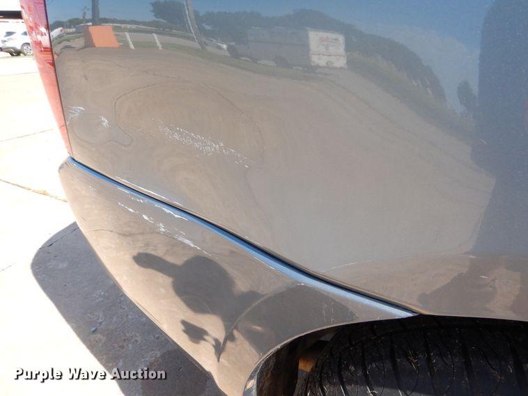 image for item HJ9875 2009 Kia Sedona  van