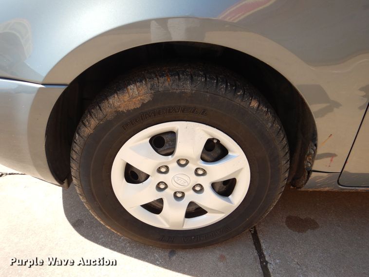 image for item HJ9875 2009 Kia Sedona  van