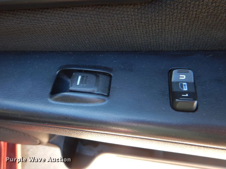 image for item HJ9876 2010 GMC Canyon  Crew Cab pickup truck