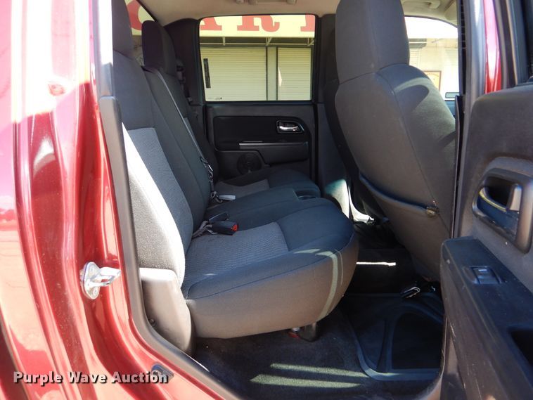 image for item HJ9876 2010 GMC Canyon  Crew Cab pickup truck