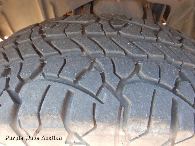 image for item HJ9876 2010 GMC Canyon  Crew Cab pickup truck