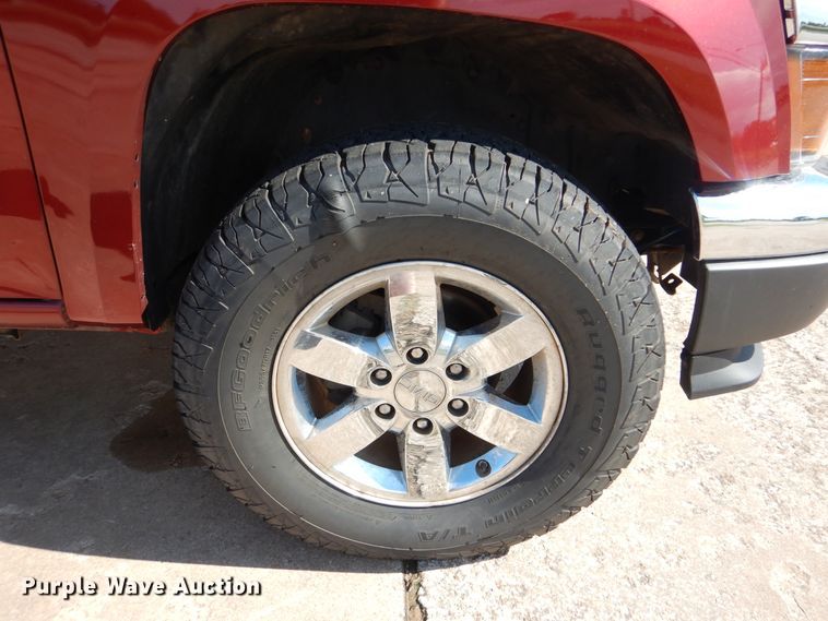 image for item HJ9876 2010 GMC Canyon  Crew Cab pickup truck