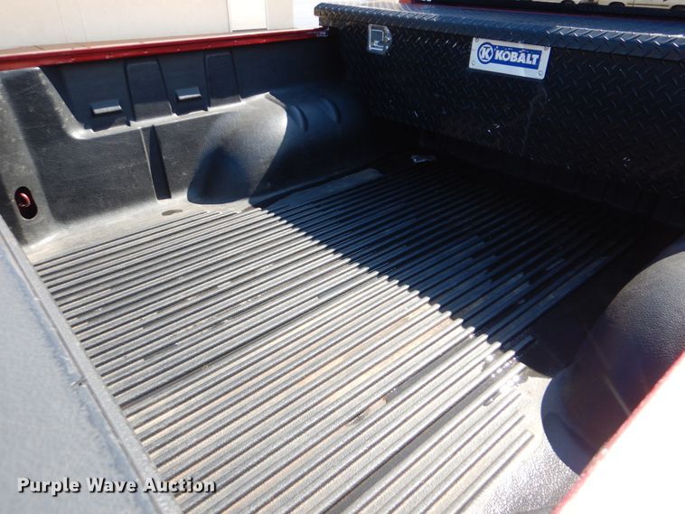 image for item HJ9876 2010 GMC Canyon  Crew Cab pickup truck