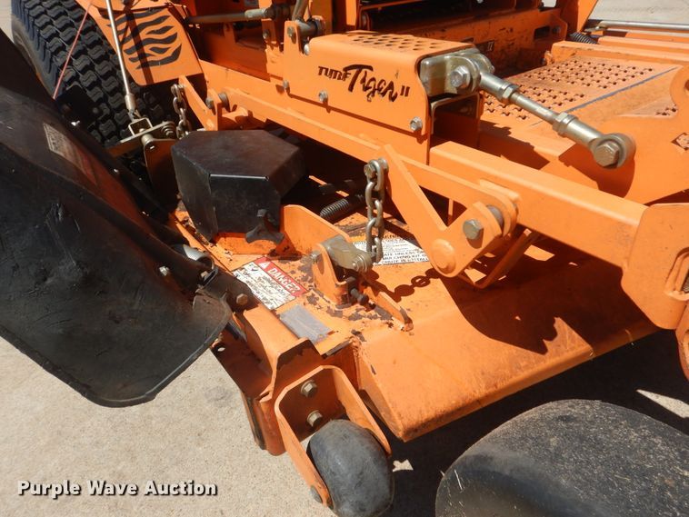 image for item HJ9885 Scag Turf Tiger II ZTR lawn mower