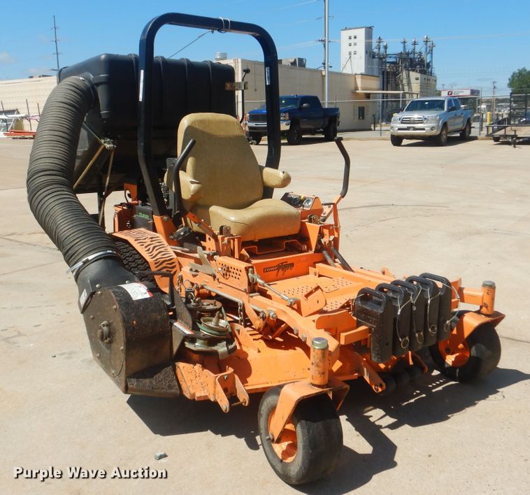 image for item HJ9887 Scag Turf Tiger STT61A-27KA ZTR lawn mower