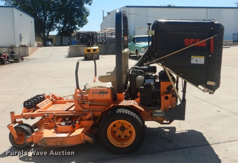 image for item HJ9887 Scag Turf Tiger STT61A-27KA ZTR lawn mower