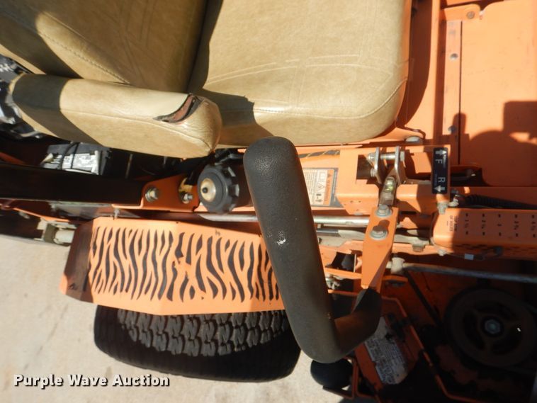 image for item HJ9887 Scag Turf Tiger STT61A-27KA ZTR lawn mower