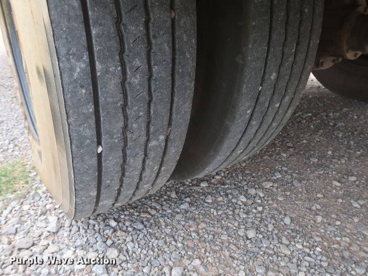 image for item HT9591 2006 Blue Bird Vision  school bus