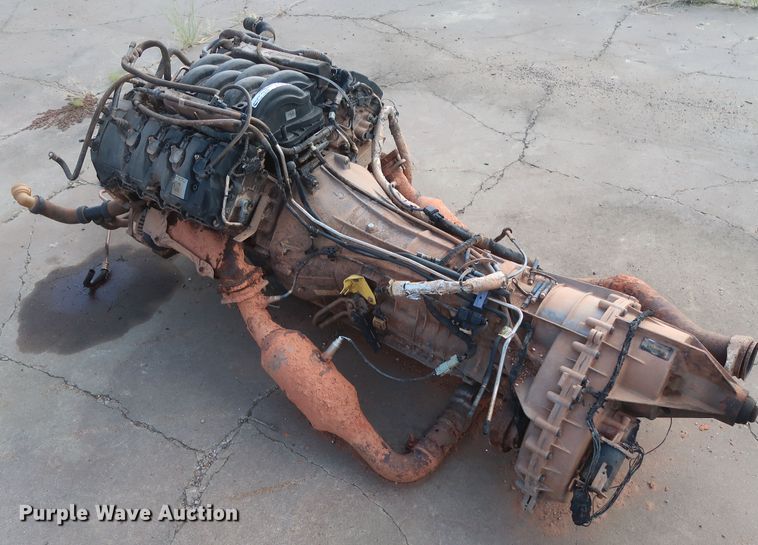 image for item HT9642 5.0L V8 gas engine