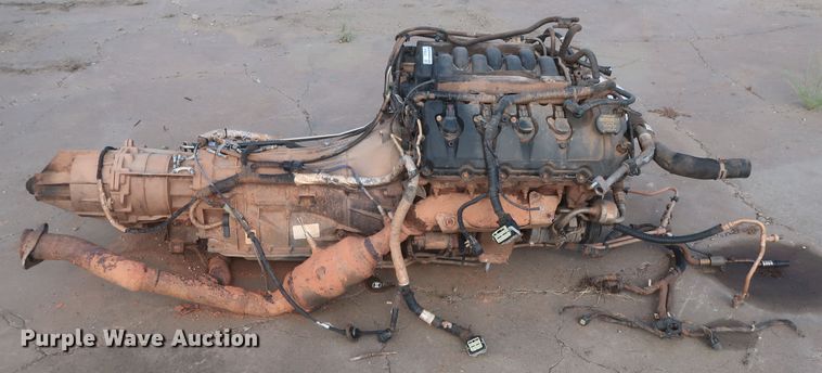 image for item HT9642 5.0L V8 gas engine