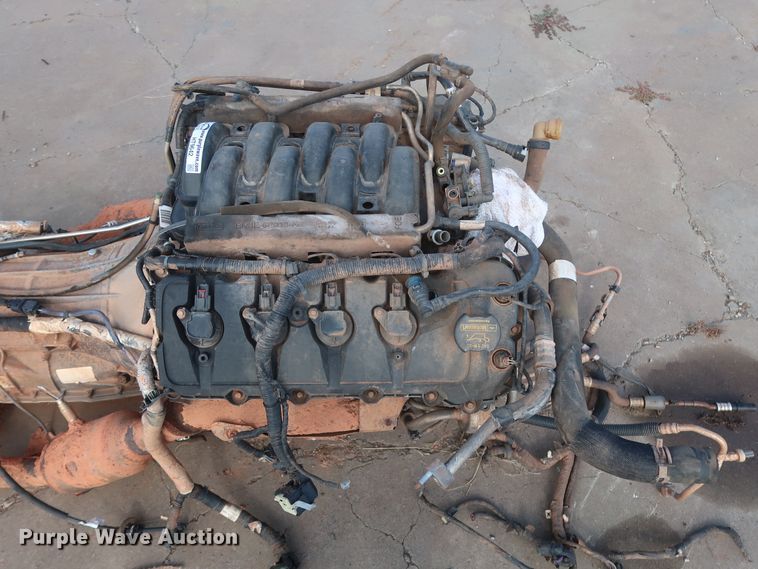 image for item HT9642 5.0L V8 gas engine