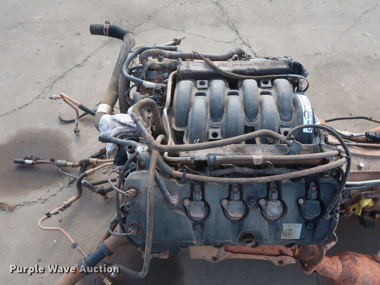 image for item HT9642 5.0L V8 gas engine