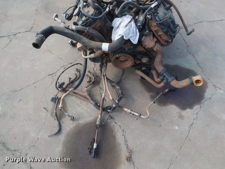 image for item HT9642 5.0L V8 gas engine