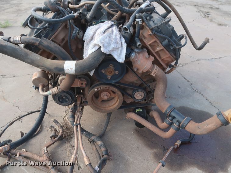 image for item HT9642 5.0L V8 gas engine