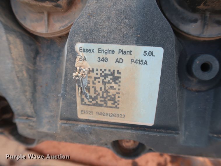 image for item HT9642 5.0L V8 gas engine