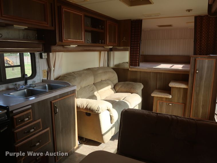 image for item HT9648 1989 Fleetwood Prowler  camper