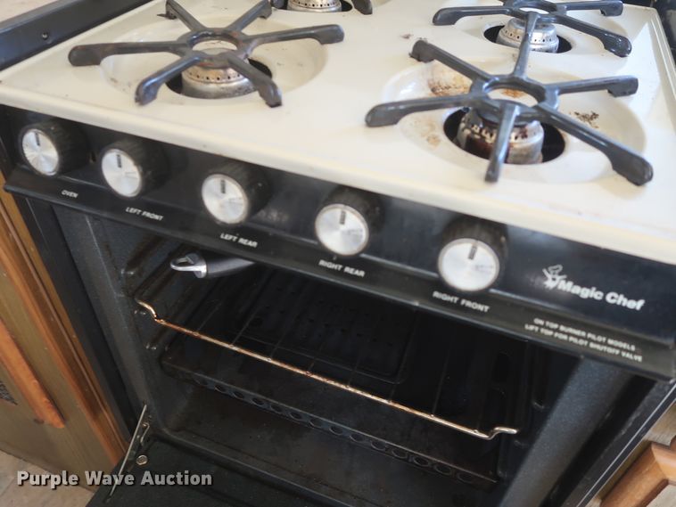 image for item HT9648 1989 Fleetwood Prowler  camper