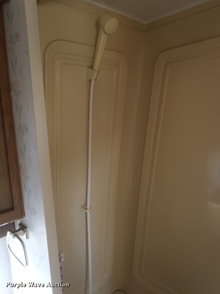 image for item HT9648 1989 Fleetwood Prowler  camper