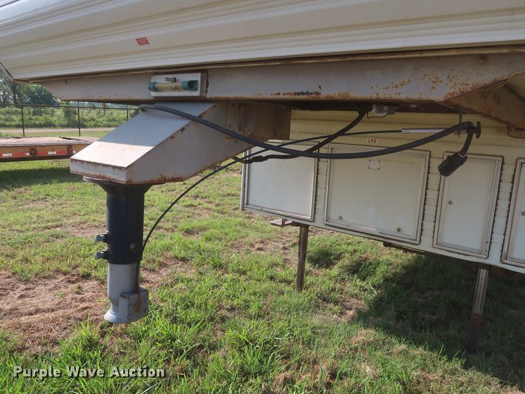 image for item HT9648 1989 Fleetwood Prowler  camper