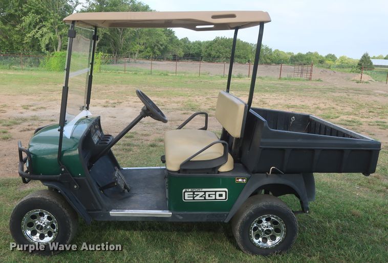 image for item HT9653 Ez-go ST Sport golf cart